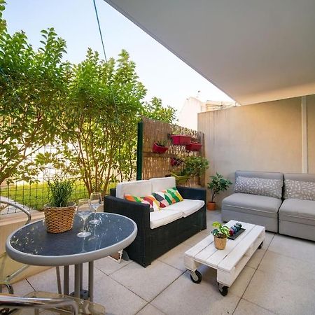 Fully Equipped Apartment With Terrace Sleeps 4 Marseille Exteriör bild