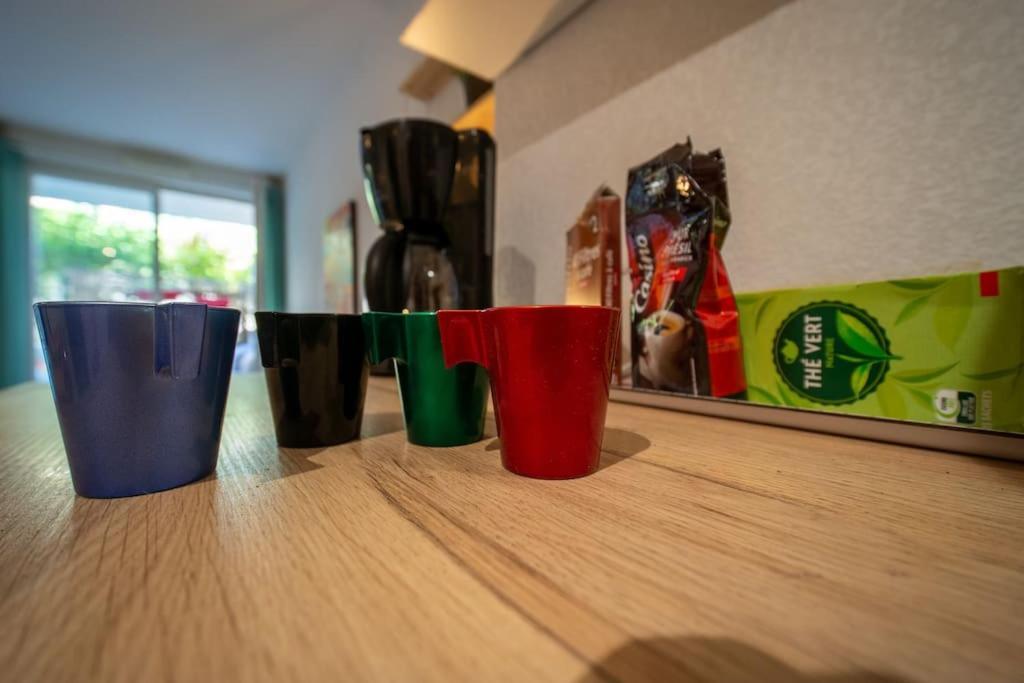 Fully Equipped Apartment With Terrace Sleeps 4 Marseille Exteriör bild